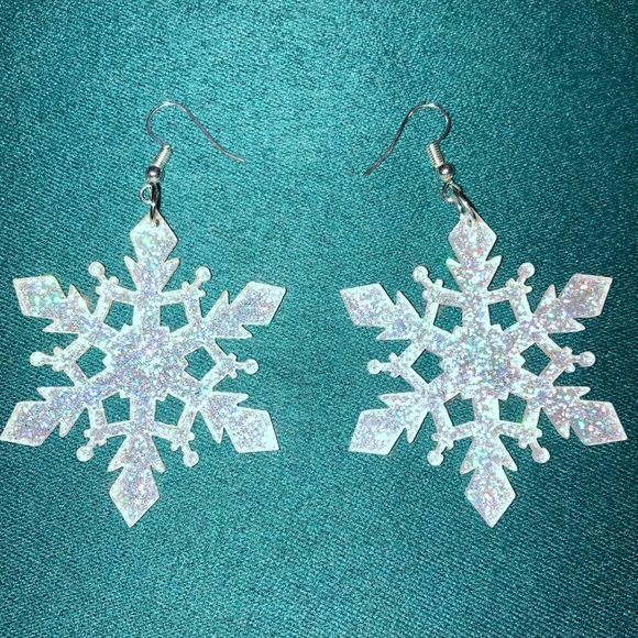 NEW Snowflake Holographic Dangling Statement Earrings Winter Christmas Jewelry - Picture 3 of 9